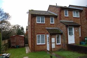 2 bedroom Property t...